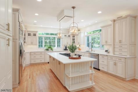 94 Hillcrest Drive Clark NJ 07066