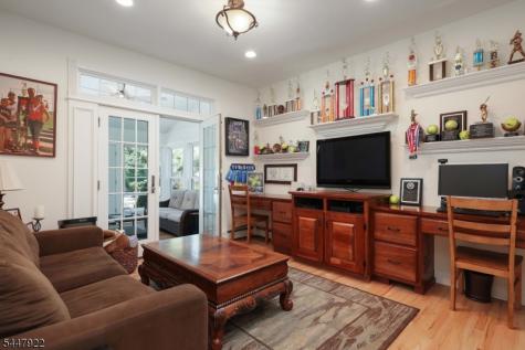94 Hillcrest Drive Clark NJ 07066