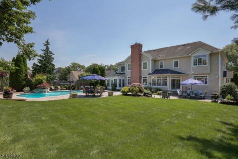 94 Hillcrest Drive Clark NJ 07066