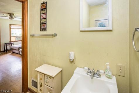 22 Forest Trail Denville NJ 07834