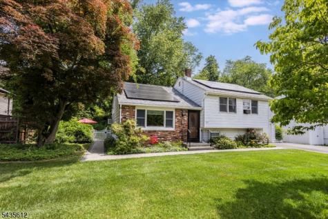 22 Forest Trail Denville NJ 07834