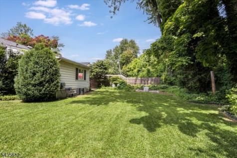 22 Forest Trail Denville NJ 07834