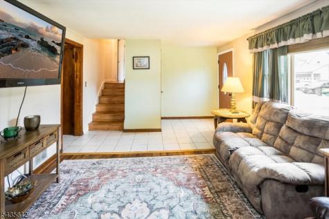 22 Forest Trail Denville NJ 07834
