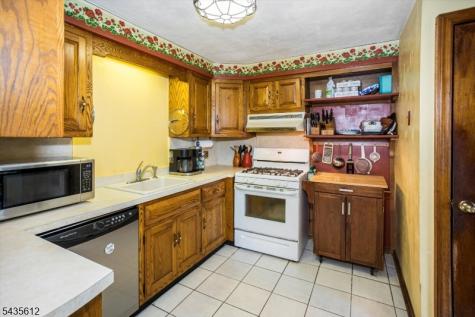 22 Forest Trail Denville NJ 07834