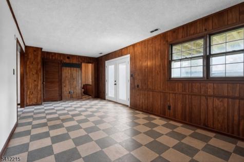 1 Mountain View Court Clinton NJ 08833