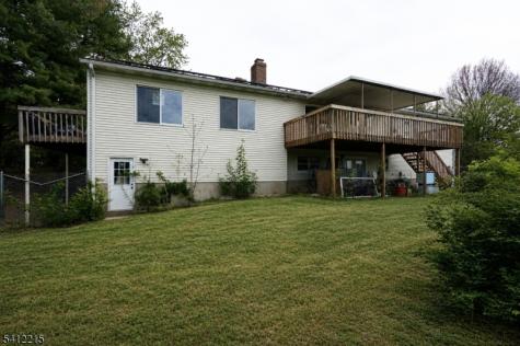 1 Mountain View Court Clinton NJ 08833
