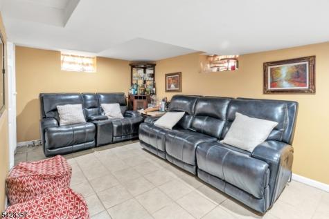721 Sheridan Avenue Roselle NJ 07203