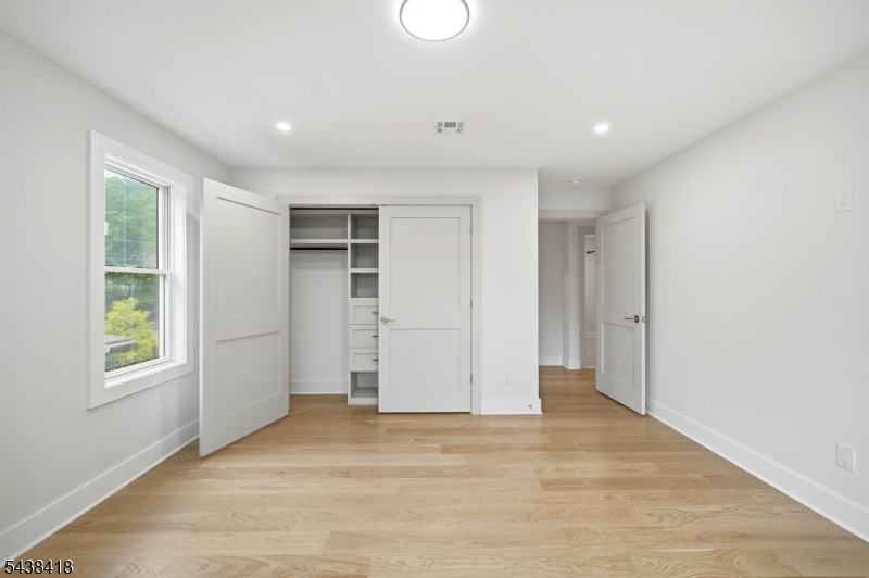 35 Sycamore Avenue Livingston NJ 07039