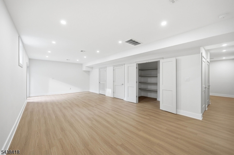 35 Sycamore Avenue Livingston NJ 07039