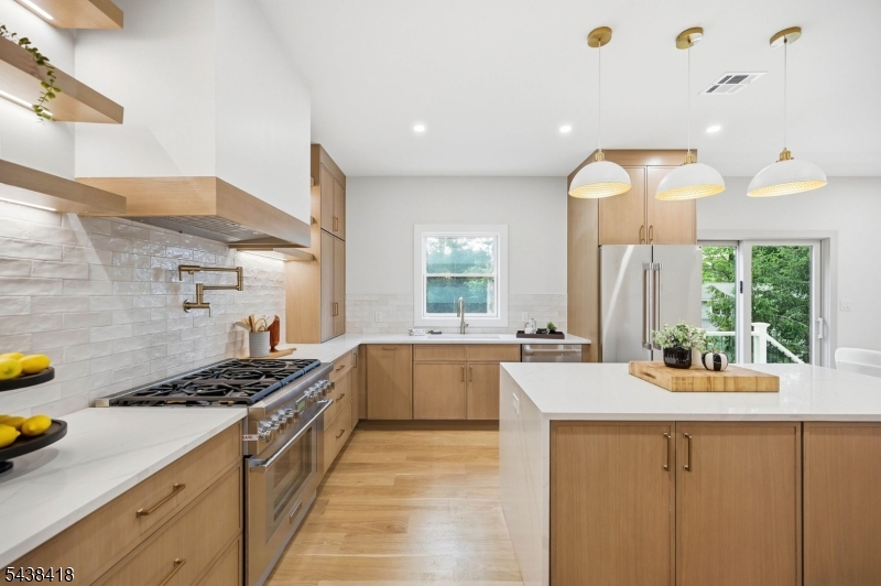 35 Sycamore Avenue Livingston NJ 07039