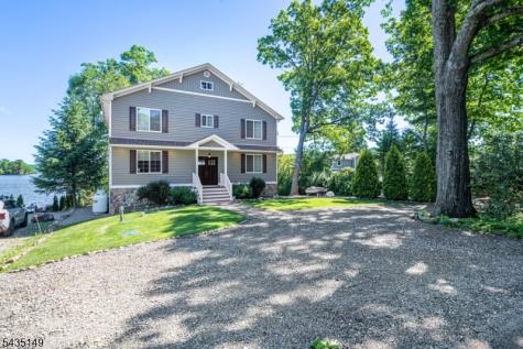 2070 Lakeside Drive W Vernon NJ 07422