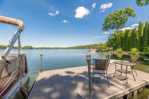2070 Lakeside Drive W Vernon NJ 07422