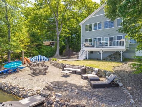 2070 Lakeside Drive W Vernon NJ 07422