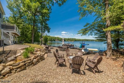 2070 Lakeside Drive W Vernon NJ 07422