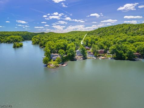 2070 Lakeside Drive W Vernon NJ 07422