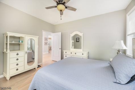 2070 Lakeside Drive W Vernon NJ 07422