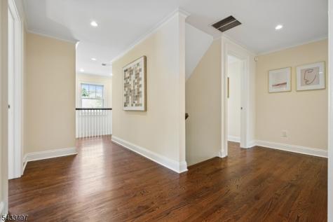 11 Mount Vernon Road Montclair NJ 07043