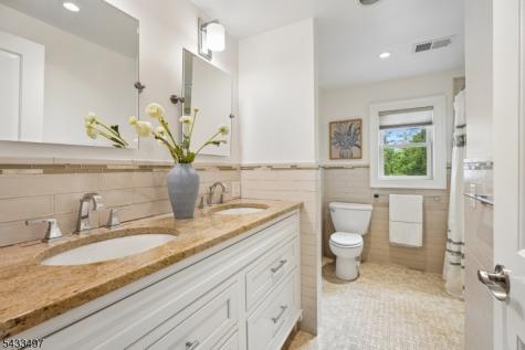 11 Mount Vernon Road Montclair NJ 07043