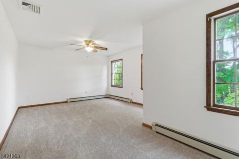112 Grouser Road Franklin NJ 08873