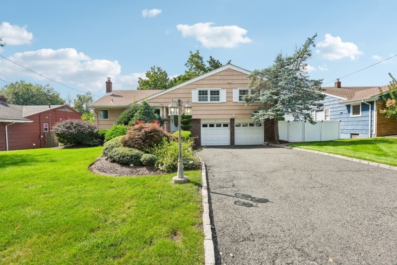 3 Wedgewood Drive West Orange NJ 07052