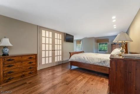918 RT523 Readington NJ 08822