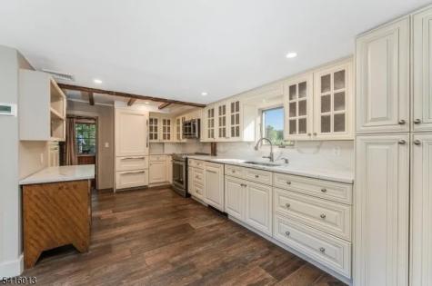 918 RT523 Readington NJ 08822