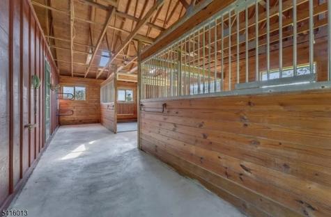 918 RT523 Readington NJ 08822