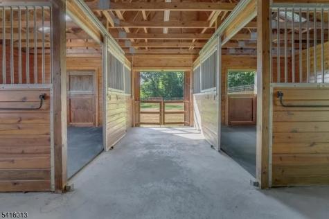 918 RT523 Readington NJ 08822