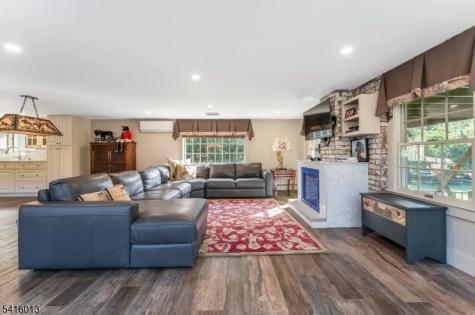 918 RT523 Readington NJ 08822