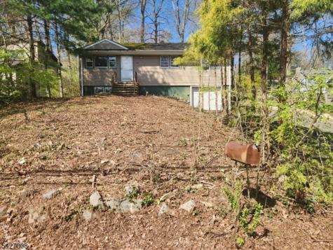 286 Cupsaw Drive Ringwood NJ 07456