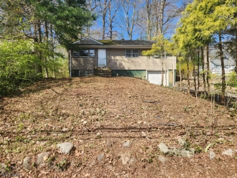 286 Cupsaw Drive Ringwood NJ 07456
