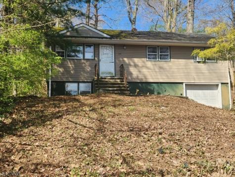 286 Cupsaw Drive Ringwood NJ 07456