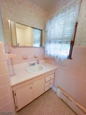 3 Linden Avenue Stanhope NJ 07874