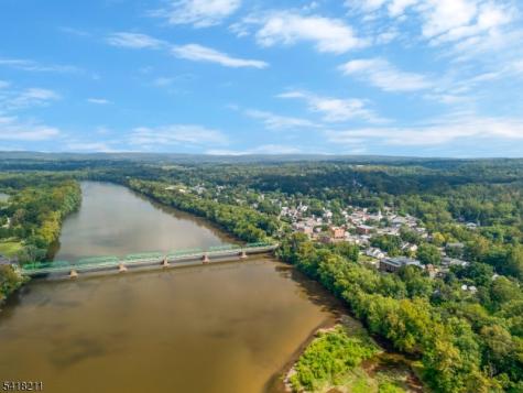 68 Trenton Avenue Frenchtown NJ 08825
