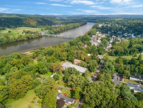 68 Trenton Avenue Frenchtown NJ 08825