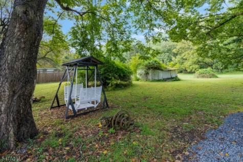 68 Trenton Avenue Frenchtown NJ 08825