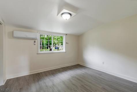 68 Trenton Avenue Frenchtown NJ 08825