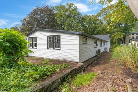 68 Trenton Avenue Frenchtown NJ 08825
