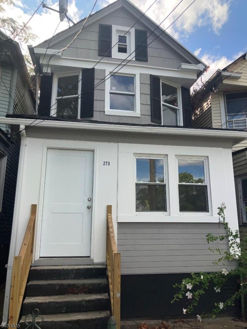 273 S 18th Street Newark NJ 07103