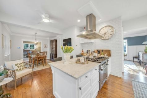 37 Afterglow Avenue Verona NJ 07044
