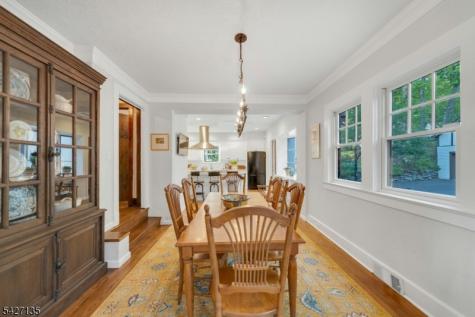 37 Afterglow Avenue Verona NJ 07044