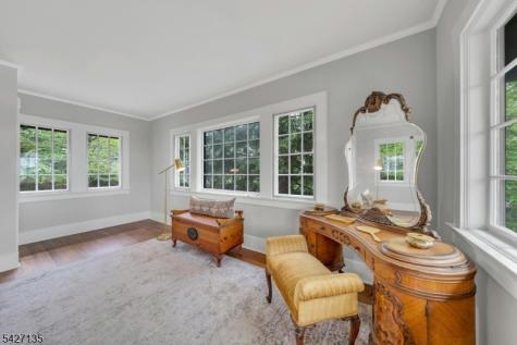 37 Afterglow Avenue Verona NJ 07044