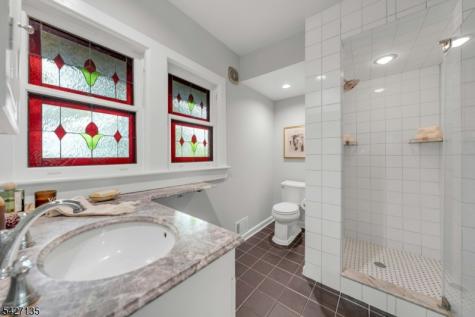 37 Afterglow Avenue Verona NJ 07044
