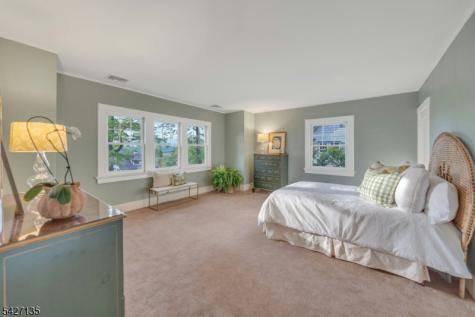 37 Afterglow Avenue Verona NJ 07044