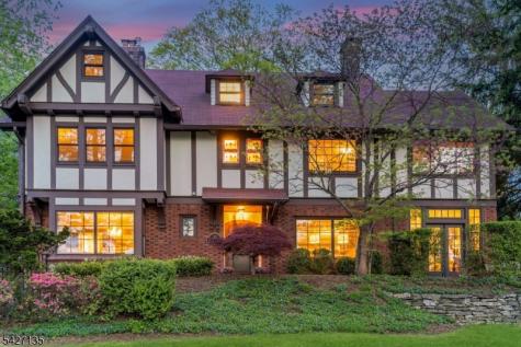37 Afterglow Avenue Verona NJ 07044