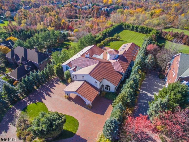 12 Chelsea Drive Livingston NJ 07039