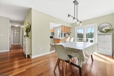 14 Harwich Road Lopatcong NJ 08865