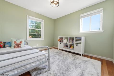 14 Harwich Road Lopatcong NJ 08865