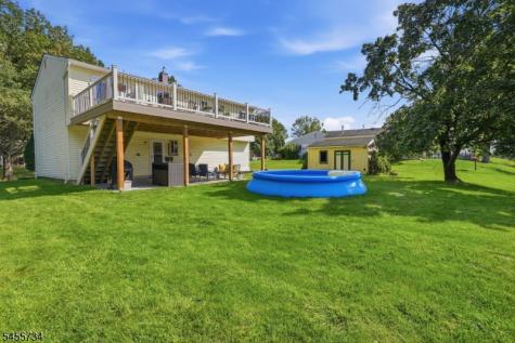 14 Harwich Road Lopatcong NJ 08865