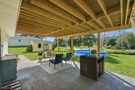 14 Harwich Road Lopatcong NJ 08865